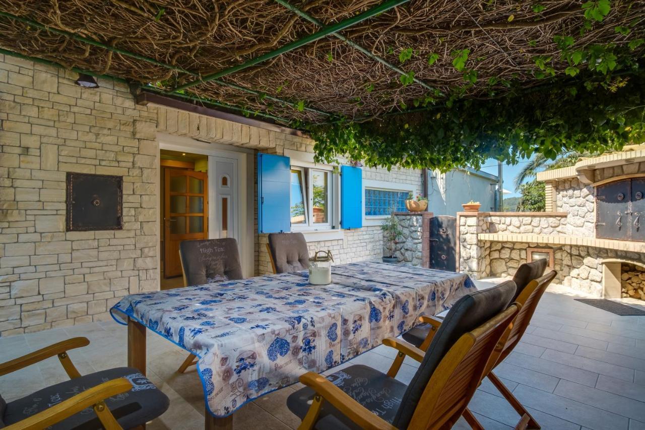 Isabela Apartamento Mali Lošinj Exterior foto